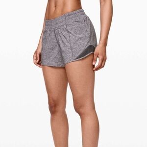 Lululemon Hotty Hot Short *Long 4" Size 6